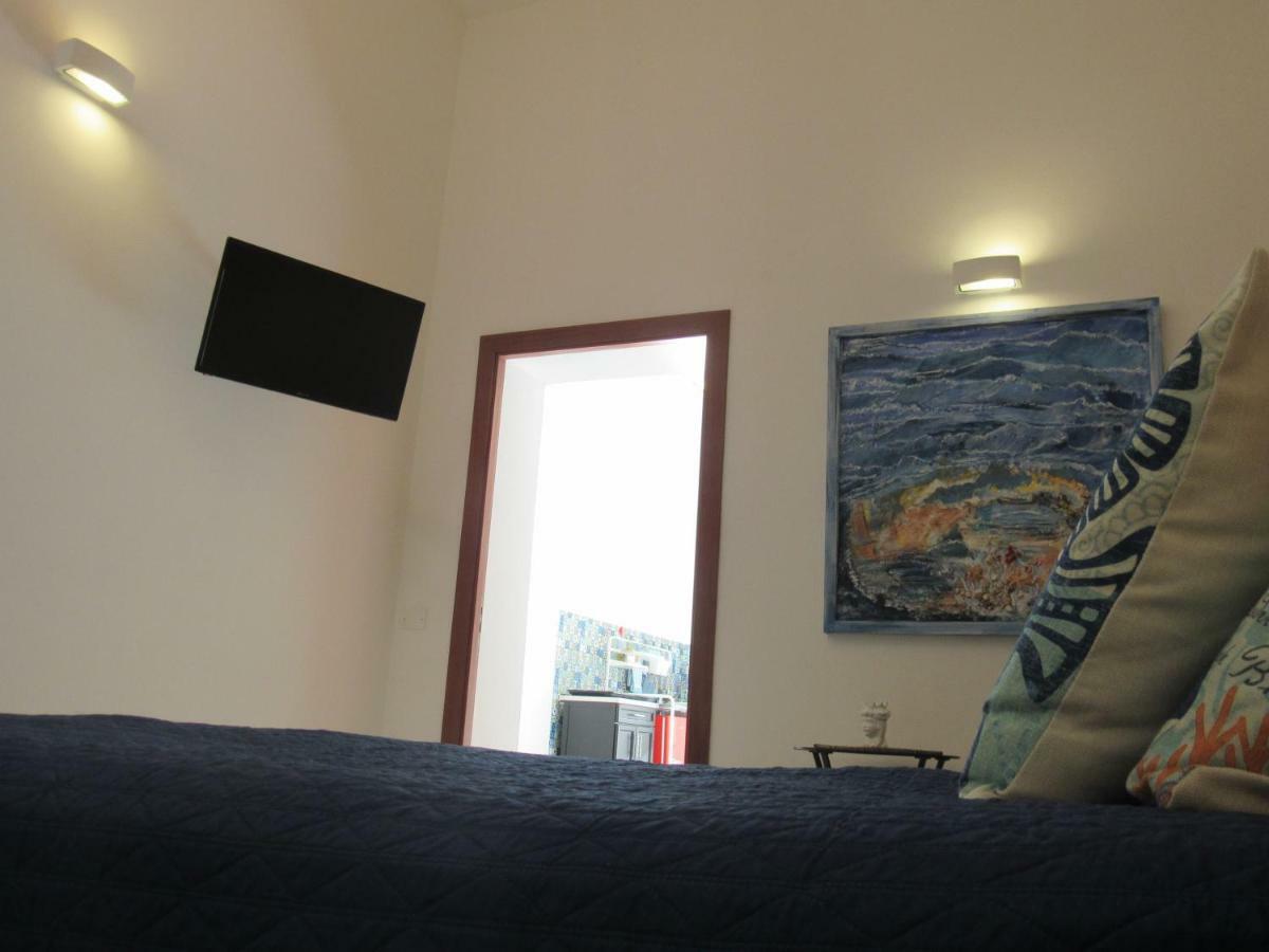 Polpo E Polpessa Casa Vacanze Đảo Lipari Ngoại thất bức ảnh